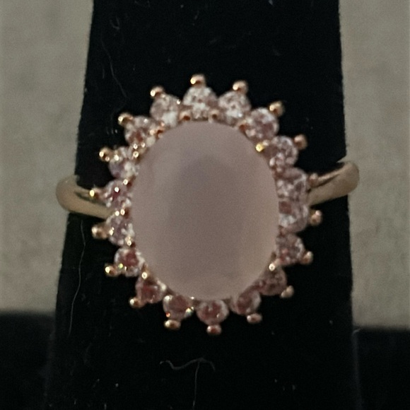 Ring with CZ and Pinkstone in center not sure if it’s a real Stone - Picture 1 of 2